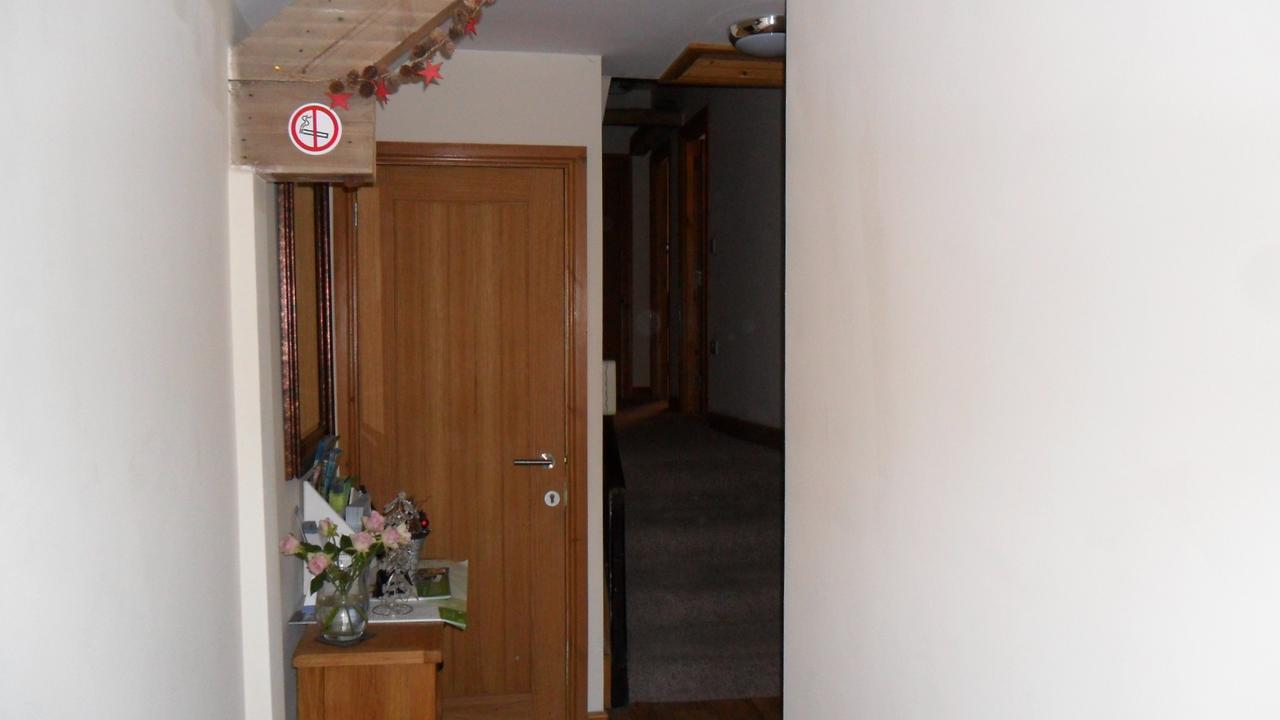 Bed and Breakfast The Bear Rhayader Esterno foto
