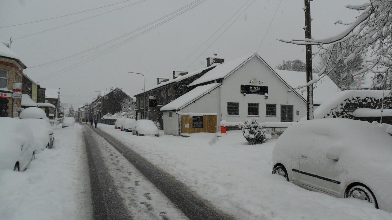 Bed and Breakfast The Bear Rhayader Esterno foto