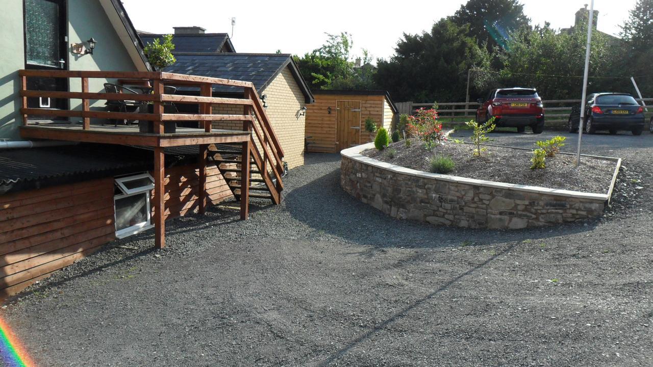 Bed and Breakfast The Bear Rhayader Esterno foto