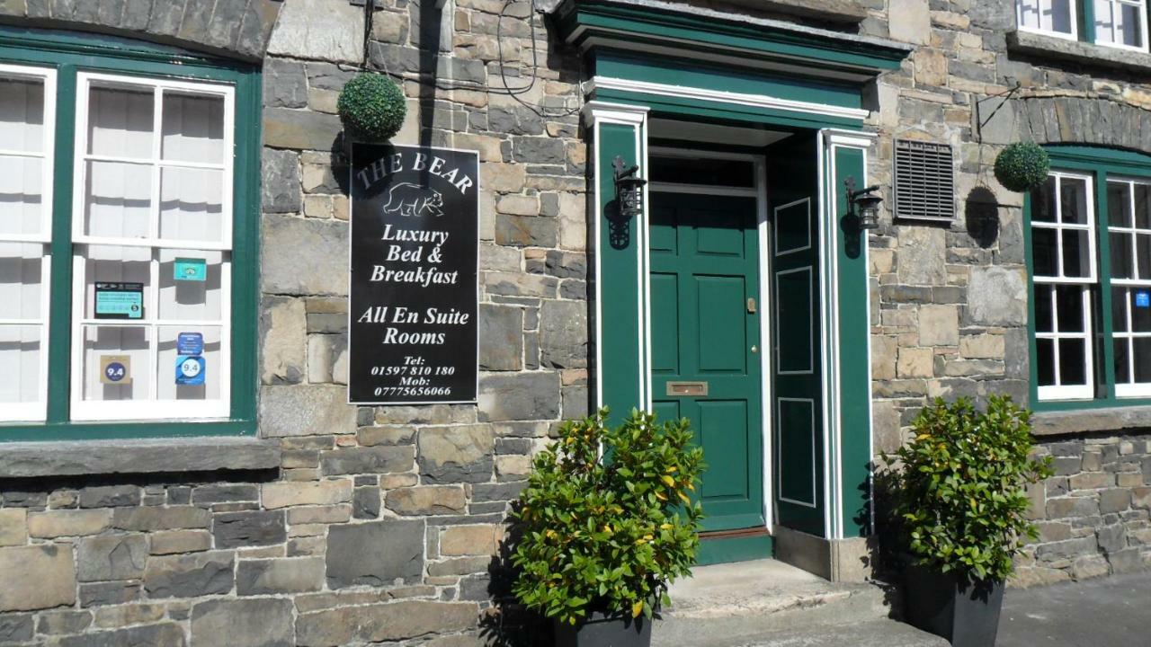 Bed and Breakfast The Bear Rhayader Esterno foto